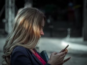 Toronto sales recruiters advise on how to text clients