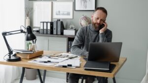 Sales headhunter on call